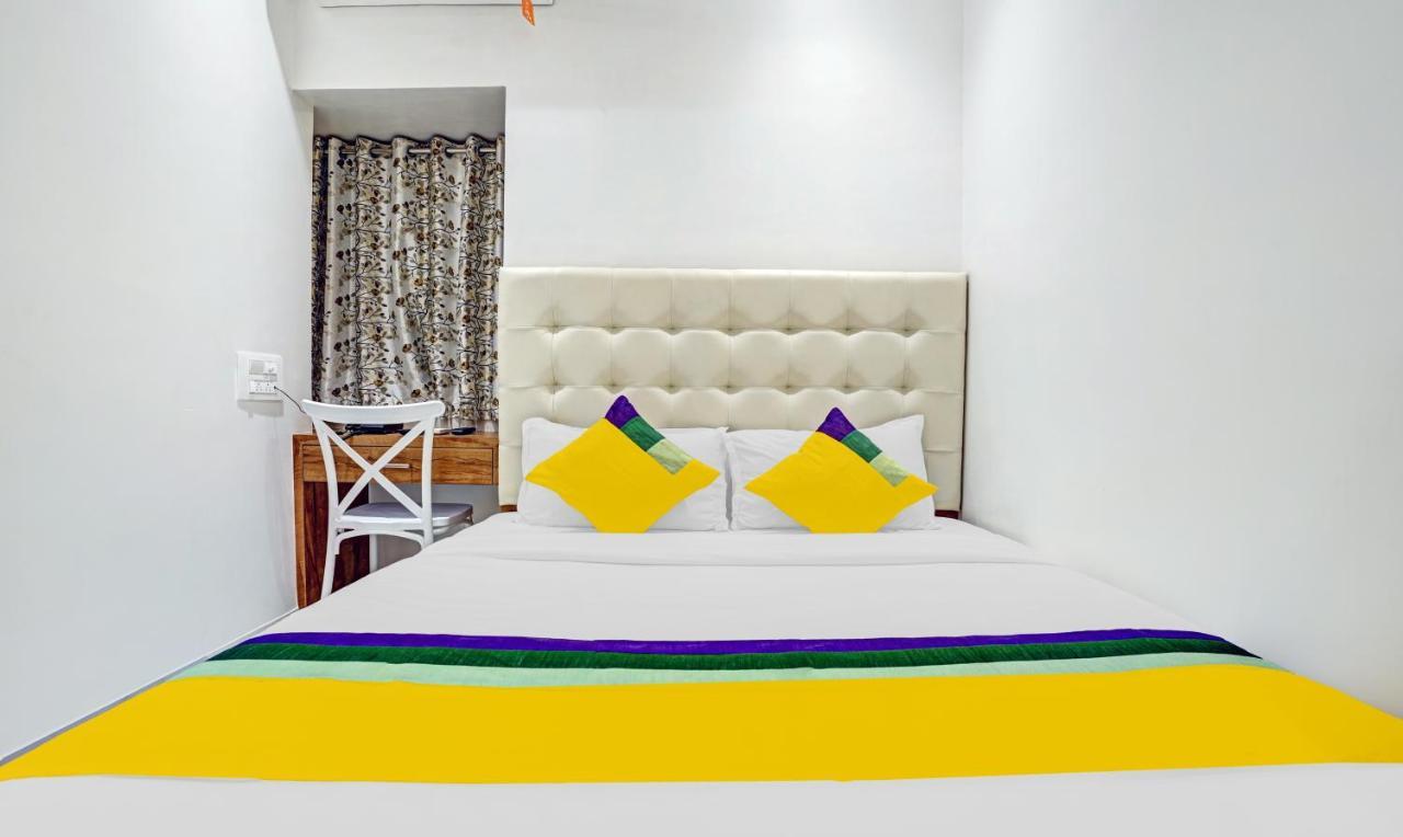 Itsy Hotels Heraa International ムンバイ エクステリア 写真
