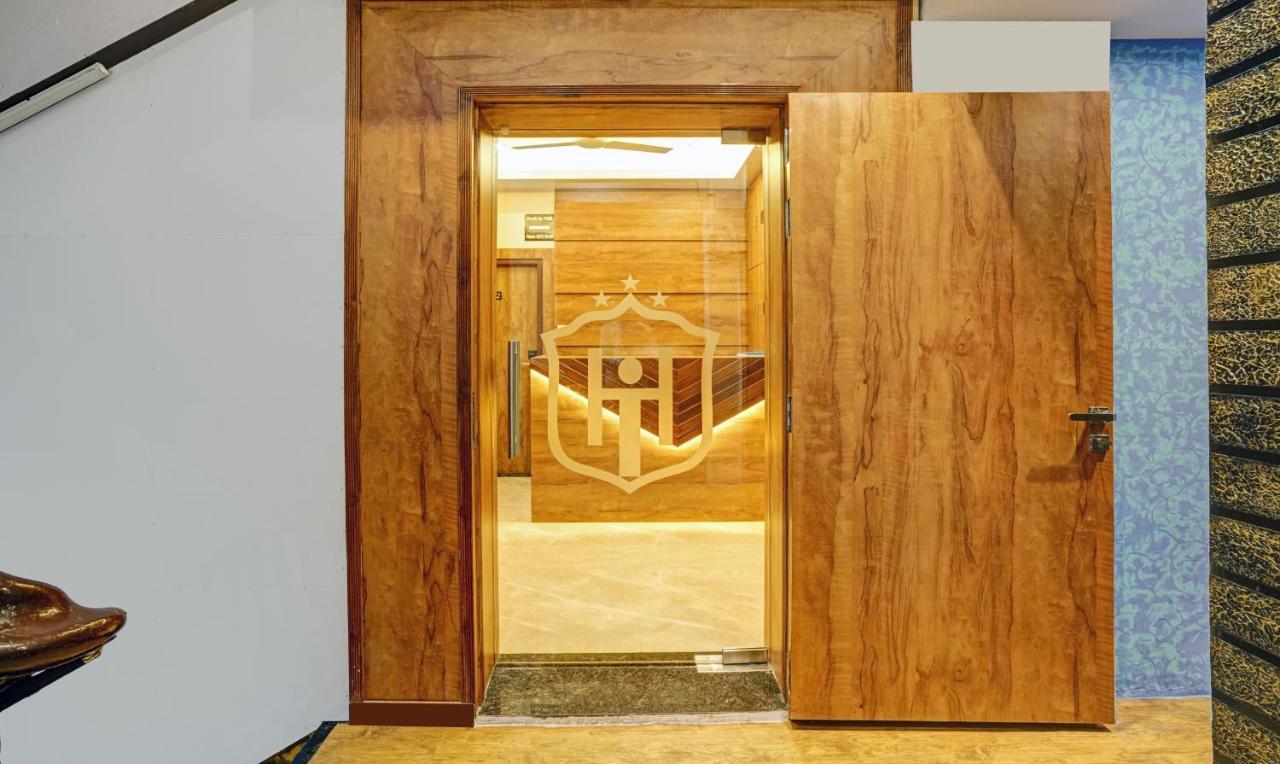 Itsy Hotels Heraa International ムンバイ エクステリア 写真